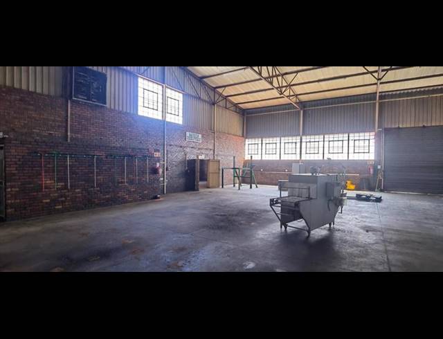 INDUSTRIAL PROPERTY TO RENT IN SILVERTONDALE
